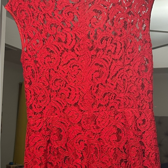 Banana Republic Red lace dress - Picture 3 of 4